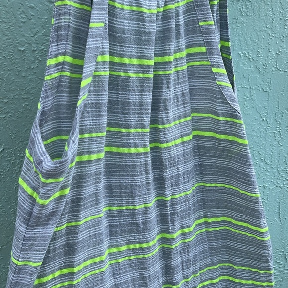Vince Camuto striped sleeveless top - Picture 6 of 14